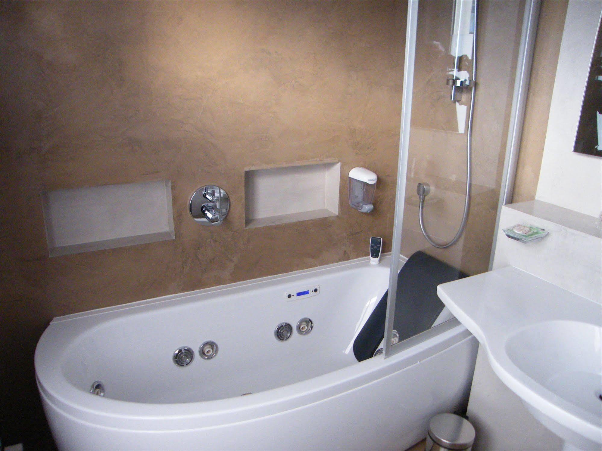 Cit'Hotel Saint-Pierre Vire  Luaran gambar